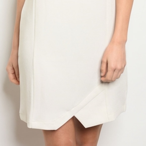 MINIMALIST SHIFT DRESS - ECRU - Picture 7 of 8